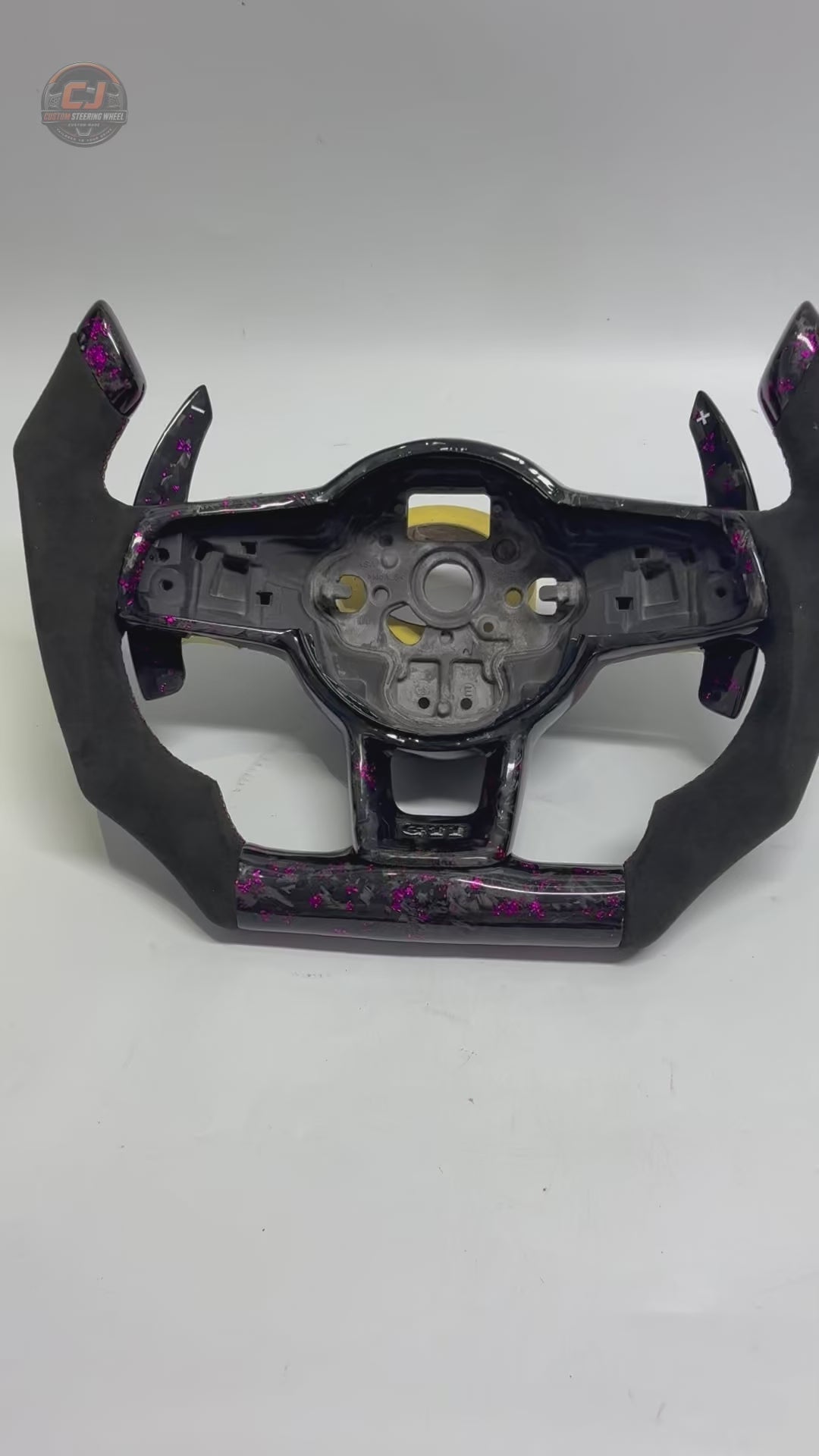 Volkswagen Golf GTI Mk7 2013 to 2020 white background video of pink forged carbon wheel shell CJ Mod Garage